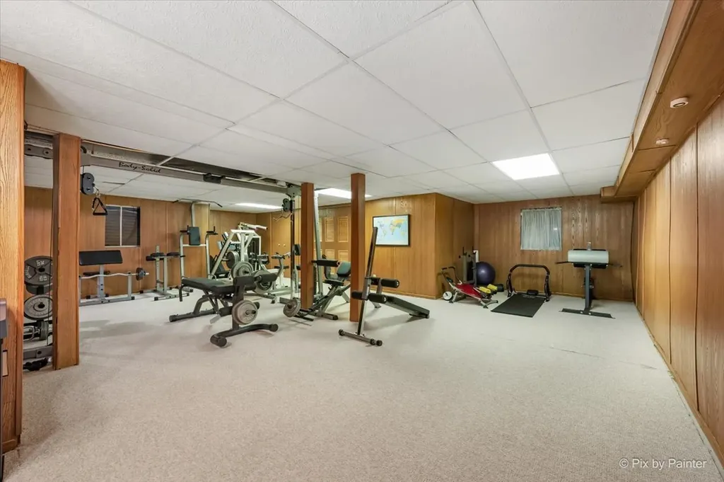 958 West Stonehedge Drive Addison IL 60101