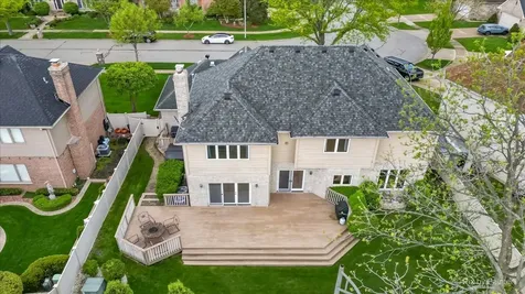 958 West Stonehedge Drive Addison IL 60101