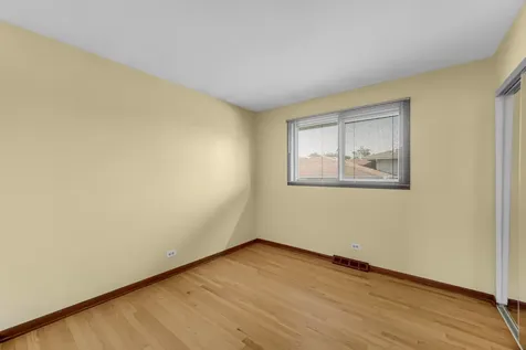 2042 West Spring Ridge Drive Arlington Heights IL 60004