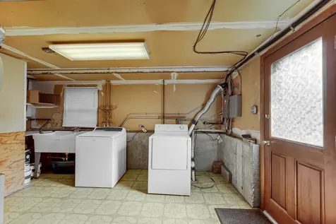 2042 West Spring Ridge Drive Arlington Heights IL 60004