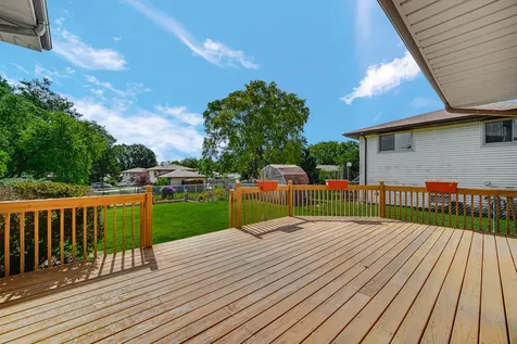 2042 West Spring Ridge Drive Arlington Heights IL 60004