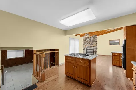 2042 West Spring Ridge Drive Arlington Heights IL 60004