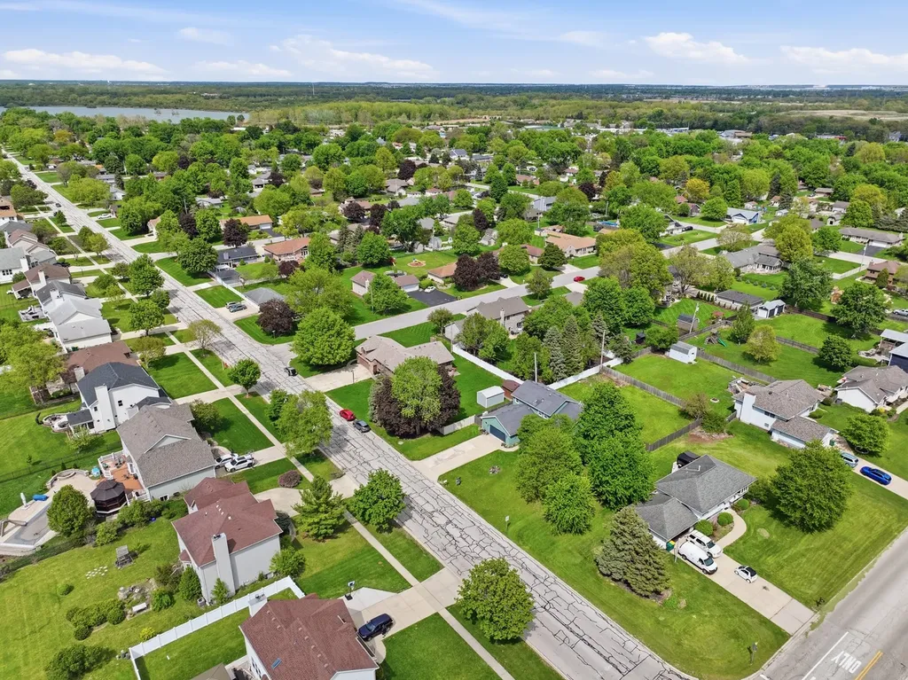 16249 South Howard Street Plainfield IL 60586