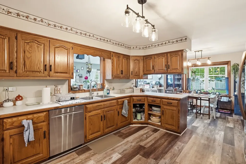 16249 South Howard Street Plainfield IL 60586