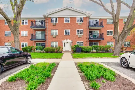 809 East Miner Street Arlington Heights IL 60004