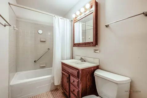 809 East Miner Street Arlington Heights IL 60004