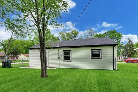 2414 Circle Drive Hazel Crest IL 60429