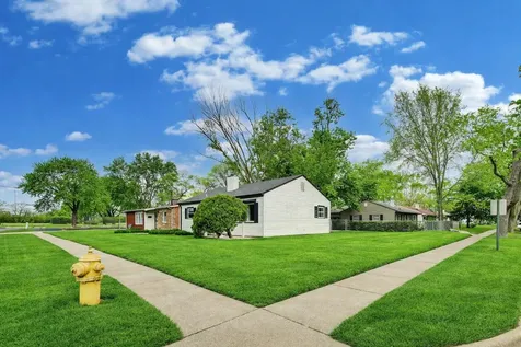 2414 Circle Drive Hazel Crest IL 60429