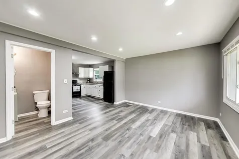2414 Circle Drive Hazel Crest IL 60429