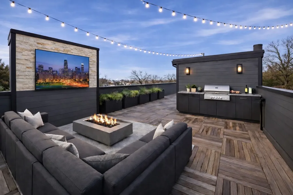 2457 West Byron Street Chicago IL 60618
