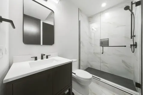 2457 West Byron Street Chicago IL 60618
