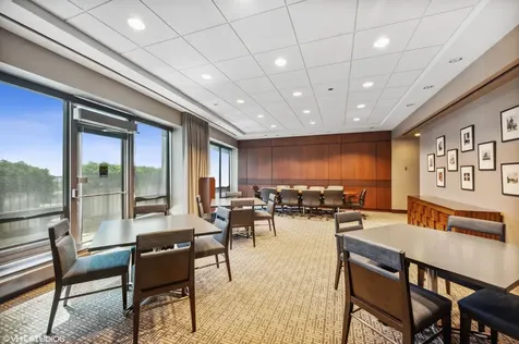 130 North Garland Court Chicago IL 60602