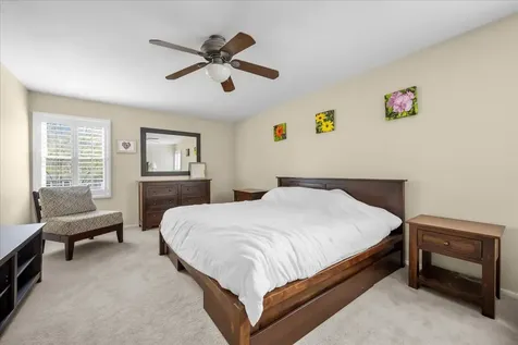 701 Thompson Boulevard Buffalo Grove IL 60089