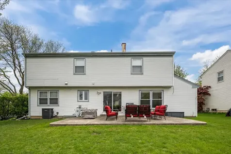 701 Thompson Boulevard Buffalo Grove IL 60089