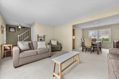 701 Thompson Boulevard Buffalo Grove IL 60089