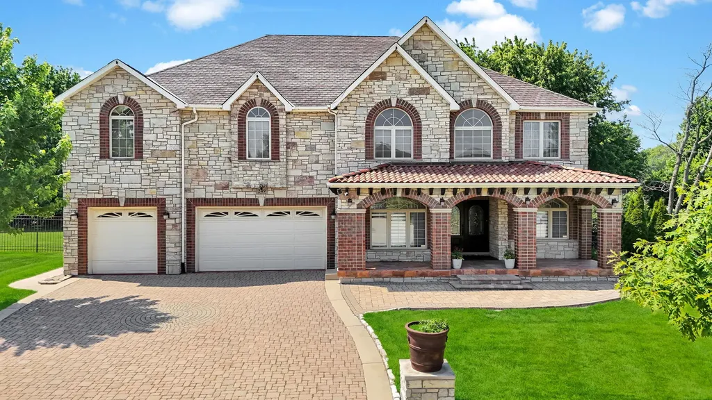 249 Monterey Drive New Lenox IL 60451