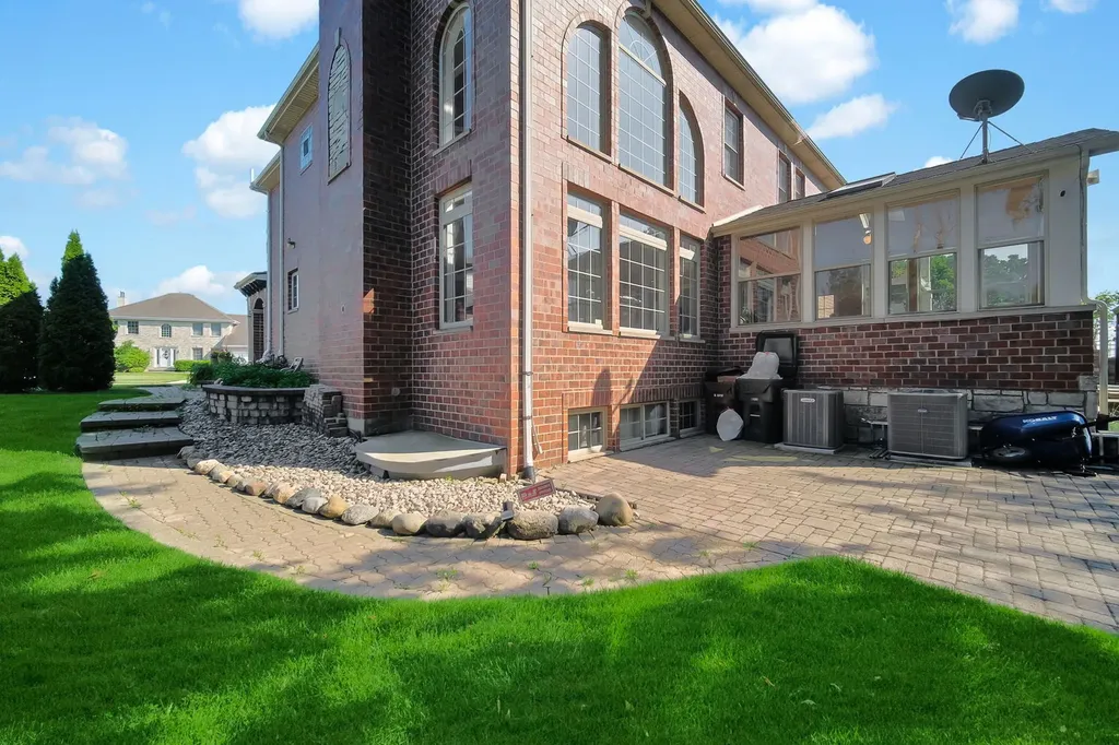249 Monterey Drive New Lenox IL 60451