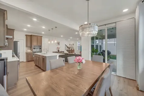 23 Commons Circle Hawthorn Woods IL 60047