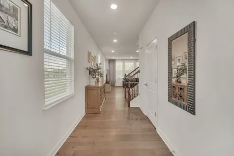 23 Commons Circle Hawthorn Woods IL 60047