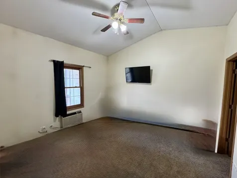 531 Leah Lane Woodstock IL 60098
