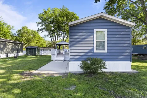 7 Pulaski Street Mahomet IL 61853