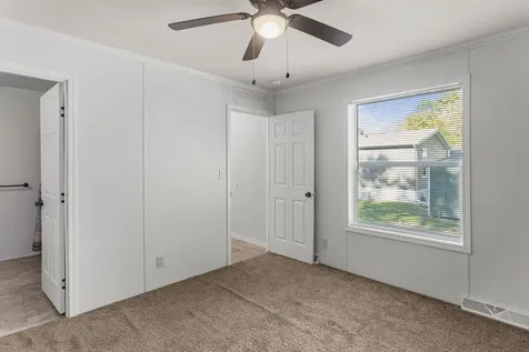 7 Pulaski Street Mahomet IL 61853