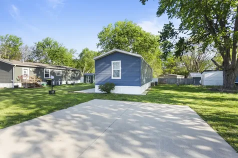 7 Pulaski Street Mahomet IL 61853