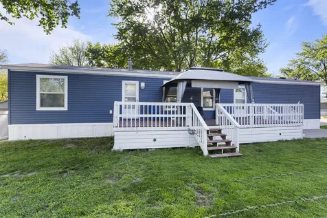 7 Pulaski Street Mahomet IL 61853