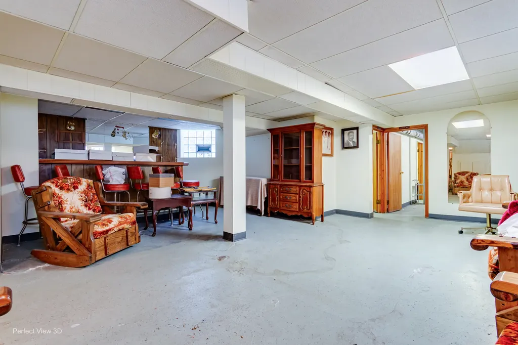 7829 South Cornell Avenue Chicago IL 60649