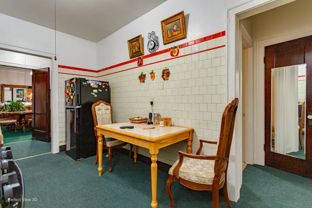 7829 South Cornell Avenue Chicago IL 60649