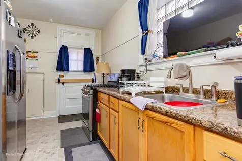 7829 South Cornell Avenue Chicago IL 60649