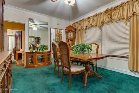 7829 South Cornell Avenue Chicago IL 60649