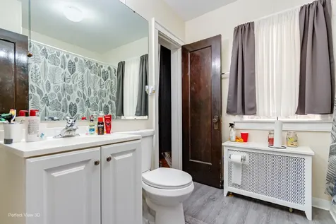 7829 South Cornell Avenue Chicago IL 60649