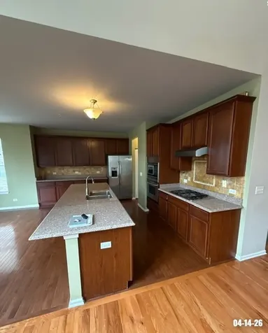 5650 Brentwood Drive Hoffman Estates IL 60192