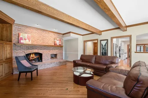 1280 Fiore Drive Lake Forest IL 60045