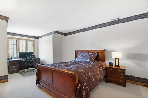 1280 Fiore Drive Lake Forest IL 60045