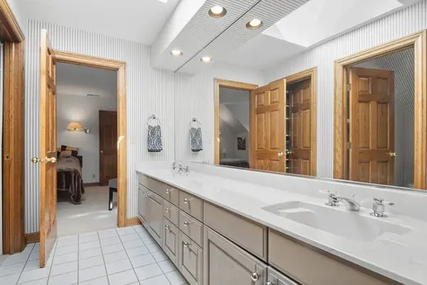 1280 Fiore Drive Lake Forest IL 60045