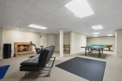 1280 Fiore Drive Lake Forest IL 60045