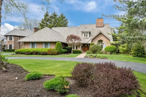 1280 Fiore Drive Lake Forest IL 60045