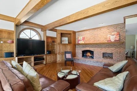 1280 Fiore Drive Lake Forest IL 60045