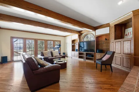 1280 Fiore Drive Lake Forest IL 60045
