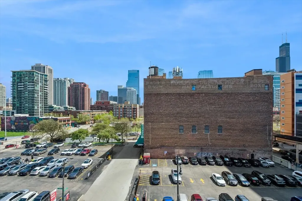 210 North Halsted Street Chicago IL 60661