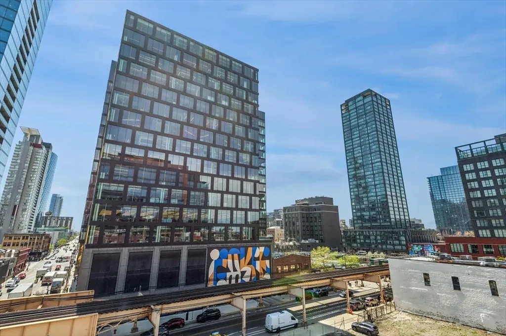 210 North Halsted Street Chicago IL 60661