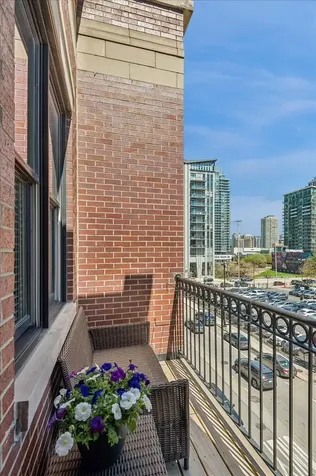 210 North Halsted Street Chicago IL 60661
