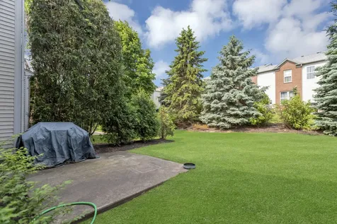 912 Kings Canyon Drive Streamwood IL 60107