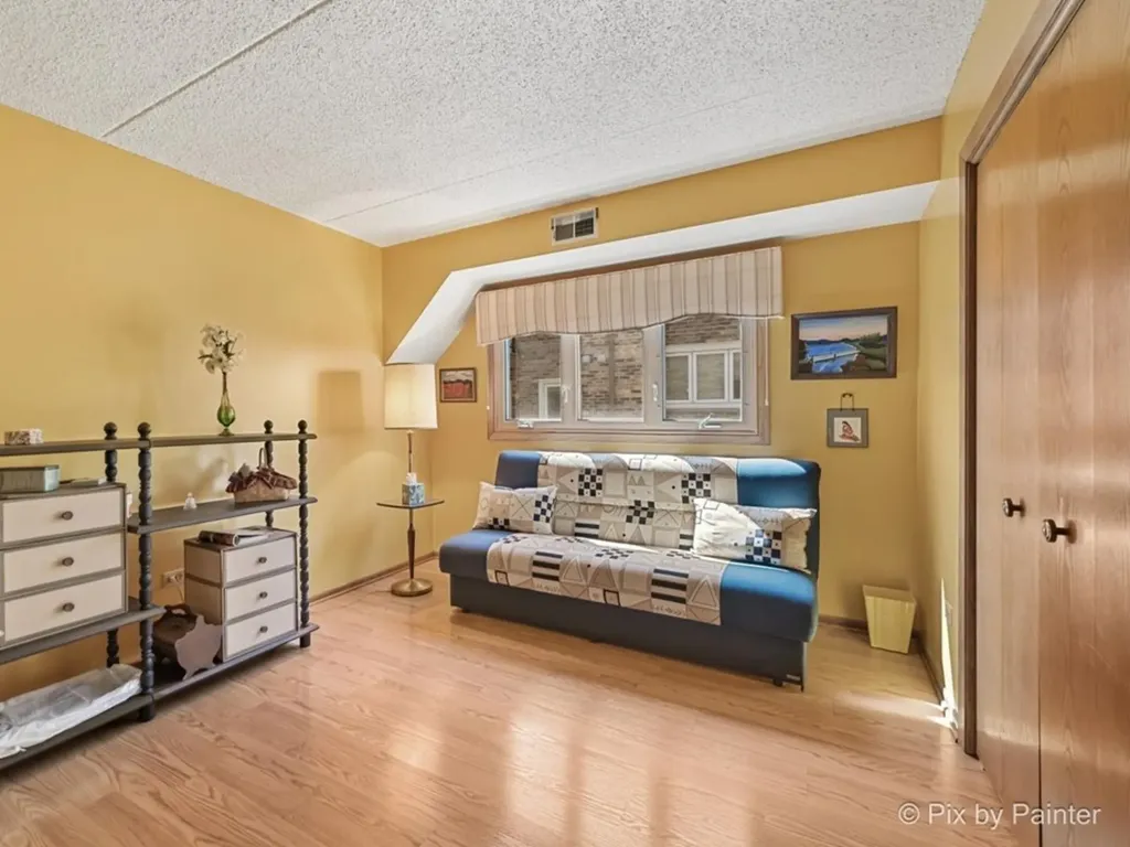 6244 South Newland Avenue Chicago IL 60608