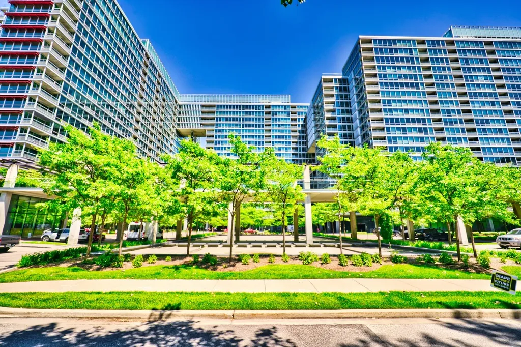 9655 Woods Drive Skokie IL 60077