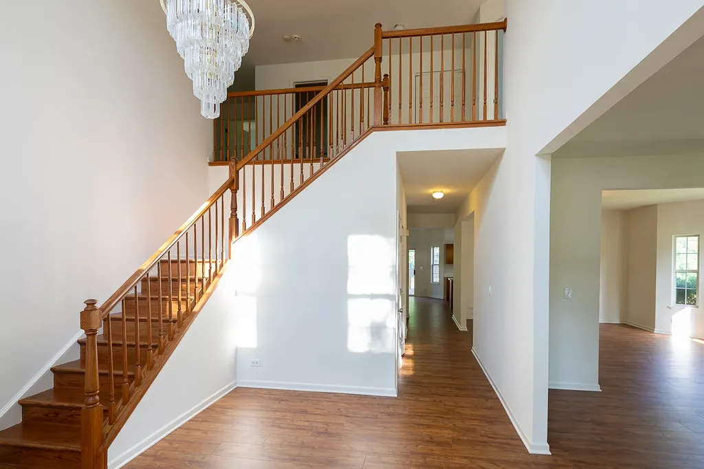 2803 Bluewater Circle Naperville IL 60564