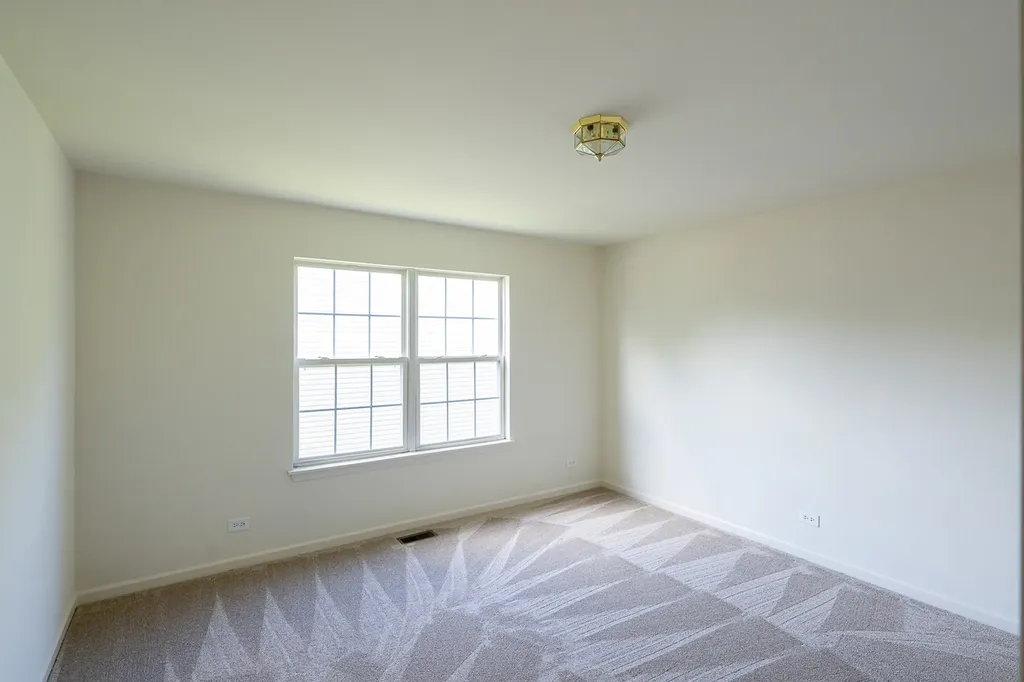 2803 Bluewater Circle Naperville IL 60564