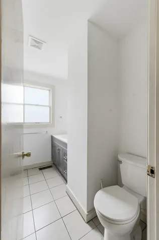 13401 South Avenue L Chicago IL 60633